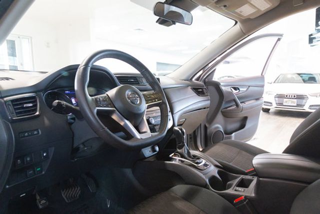 2019 Nissan  Rogue S