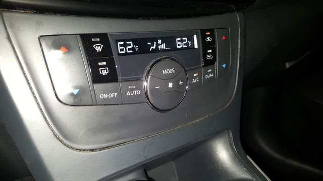 2019 Nissan Sentra SV | Carrollton, TX | Legend Motorcars of Carrollton 2019 Nissan Sentra SV | Carrollton, TX | Legend Motorcars of Carrollton