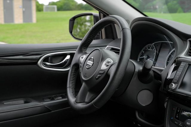 2019 Nissan Sentra SV ALLOYS FUEL EFFICIENT DUAL ZONE CLIMATE CONTROL 2019 Nissan Sentra SV ALLOYS FUEL EFFICIENT DUAL ZONE CLIMATE CONTROL