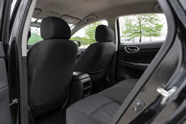 2019 Nissan Sentra SV ALLOYS FUEL EFFICIENT DUAL ZONE CLIMATE CONTROL 2019 Nissan Sentra SV ALLOYS FUEL EFFICIENT DUAL ZONE CLIMATE CONTROL