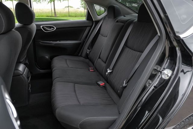 2019 Nissan Sentra SV ALLOYS FUEL EFFICIENT DUAL ZONE CLIMATE CONTROL 2019 Nissan Sentra SV ALLOYS FUEL EFFICIENT DUAL ZONE CLIMATE CONTROL