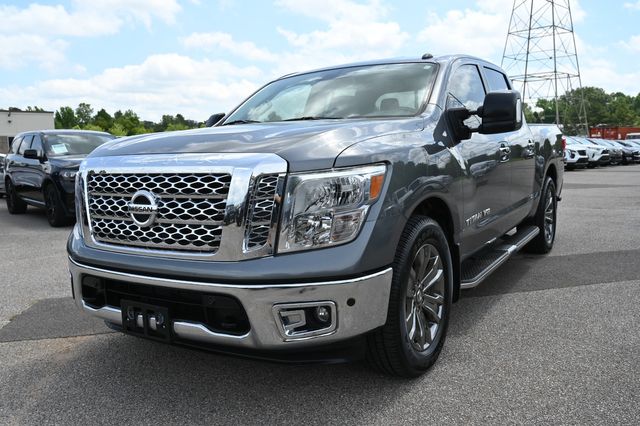 2019 Nissan Titan SV