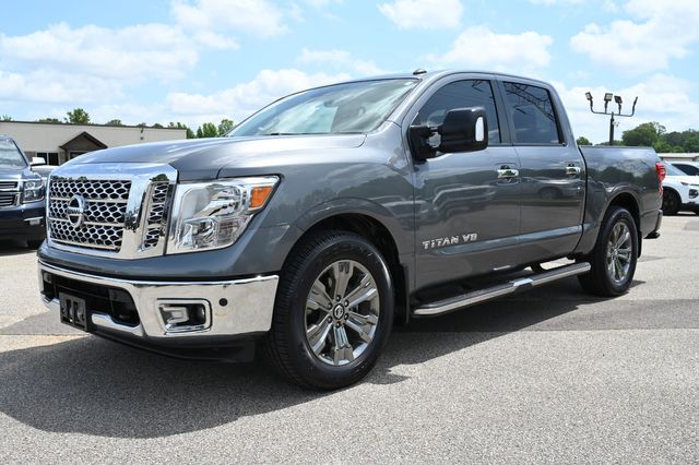 2019 Nissan Titan SV