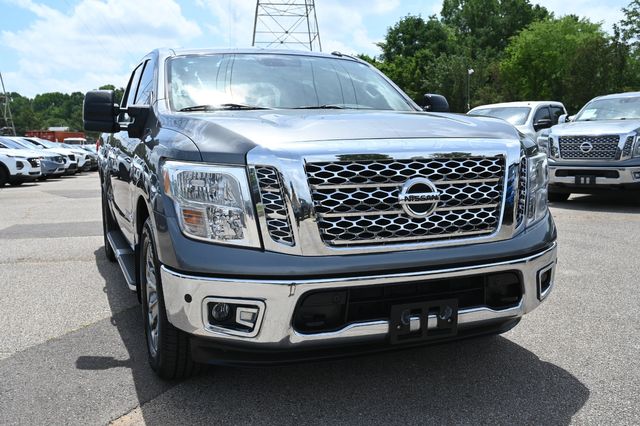 2019 Nissan Titan SV