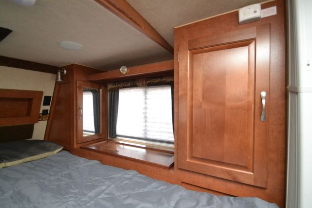 2019 Northwood Arctic Fox 990