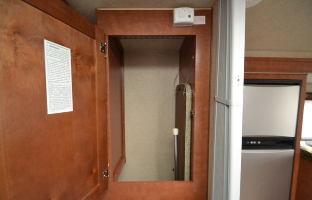 2019 Northwood Arctic Fox 990