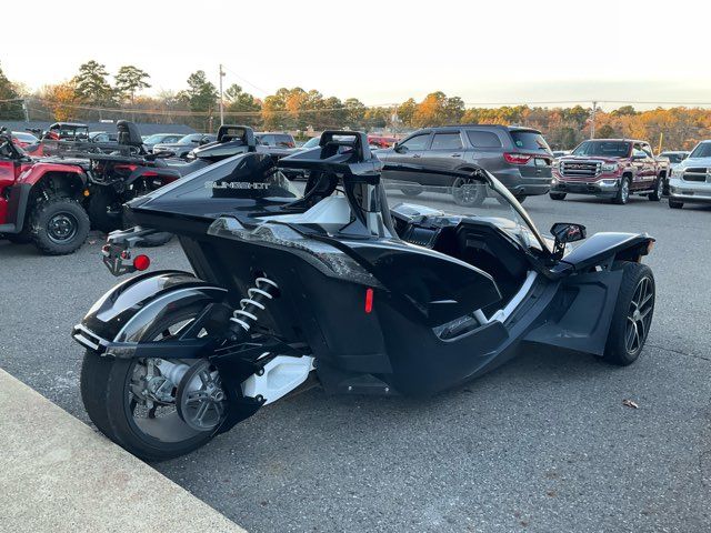 2019 Polaris SLINGSHOT SL 2019 Polaris SLINGSHOT SL