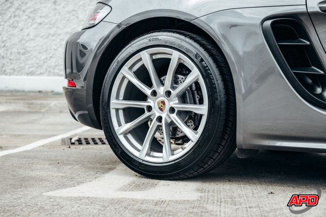 2019 Porsche 718 Cayman 2019 Porsche 718 Cayman