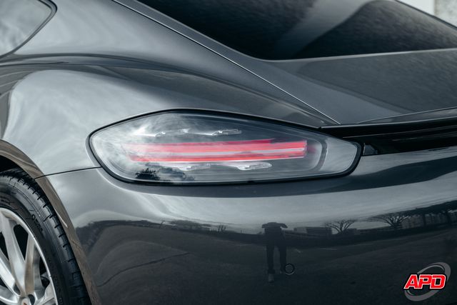 2019 Porsche 718 Cayman 2019 Porsche 718 Cayman