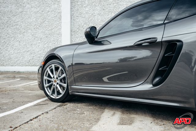 2019 Porsche 718 Cayman 2019 Porsche 718 Cayman