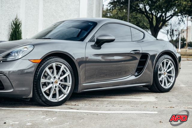 2019 Porsche 718 Cayman 2019 Porsche 718 Cayman