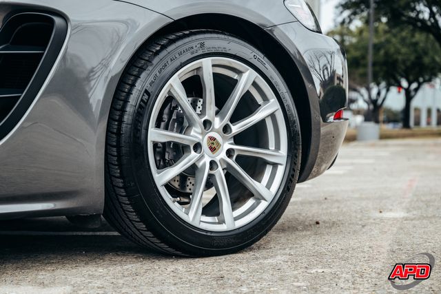 2019 Porsche 718 Cayman 