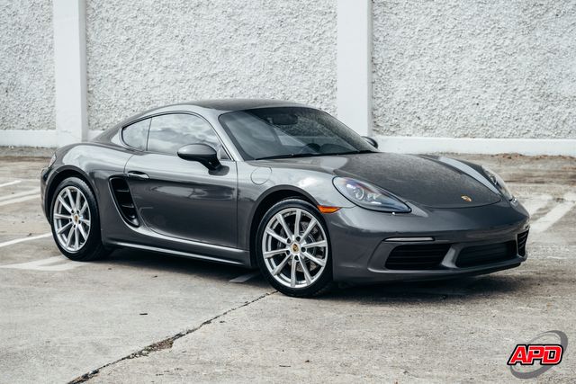 2019 Porsche 718 Cayman 