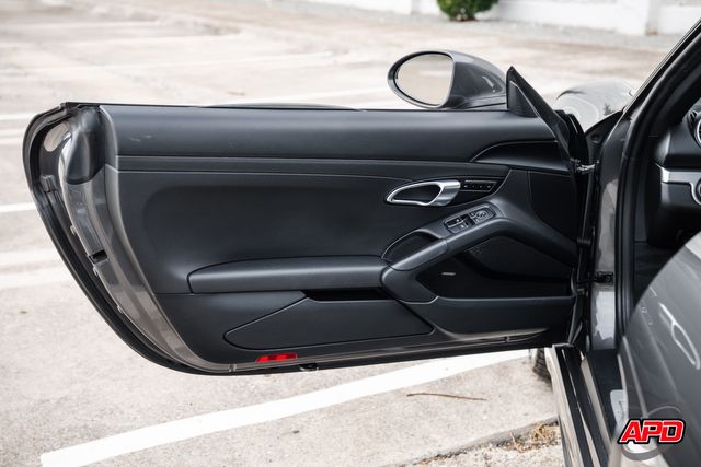 2019 Porsche 718 Cayman 2019 Porsche 718 Cayman