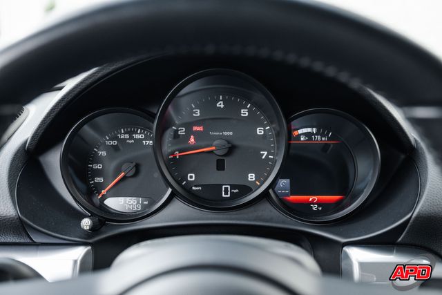 2019 Porsche 718 Cayman 