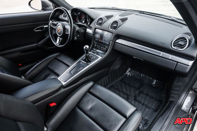 2019 Porsche 718 Cayman 