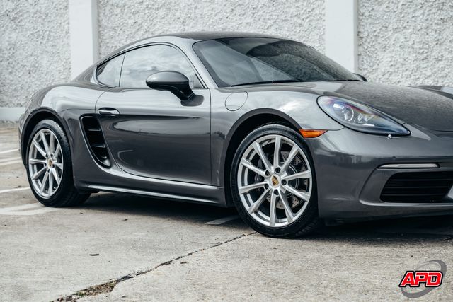 2019 Porsche 718 Cayman 2019 Porsche 718 Cayman