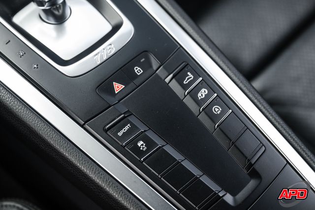 2019 Porsche 718 Cayman 2019 Porsche 718 Cayman