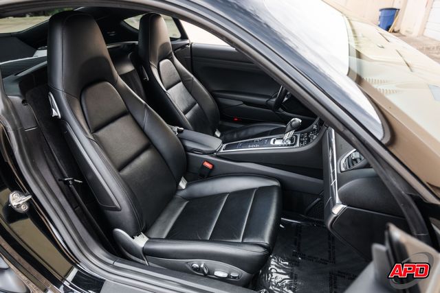 2019 Porsche 718 Cayman 2019 Porsche 718 Cayman