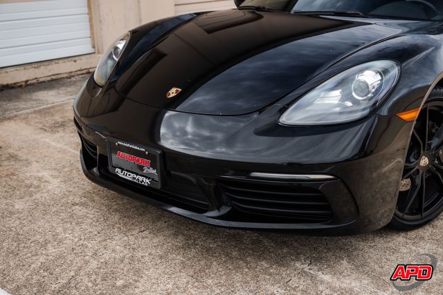 2019 Porsche 718 Cayman 2019 Porsche 718 Cayman