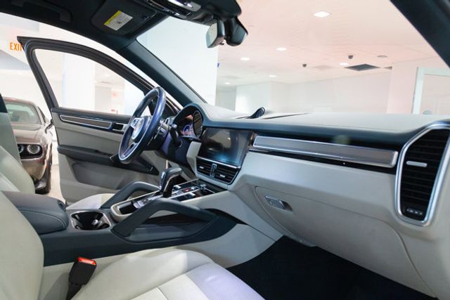 2019 Porsche Cayenne 3.0L Turbo V6 