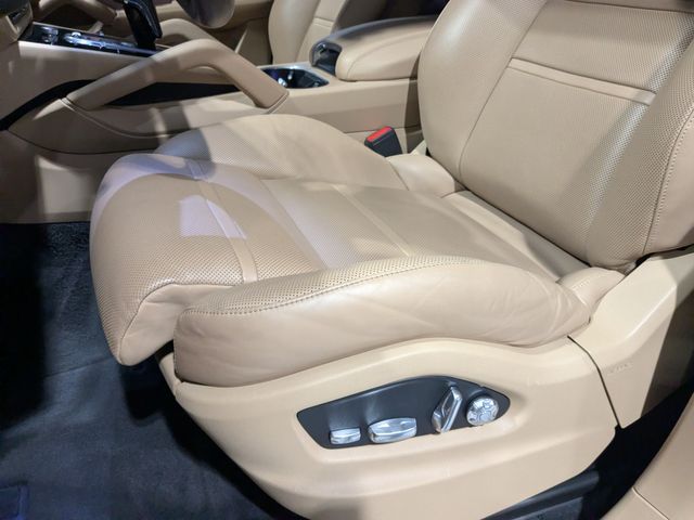 2019 Porsche Cayenne Base | Lake Forest IL | Executive Motor Carz 2019 Porsche Cayenne Base | Lake Forest IL | Executive Motor Carz