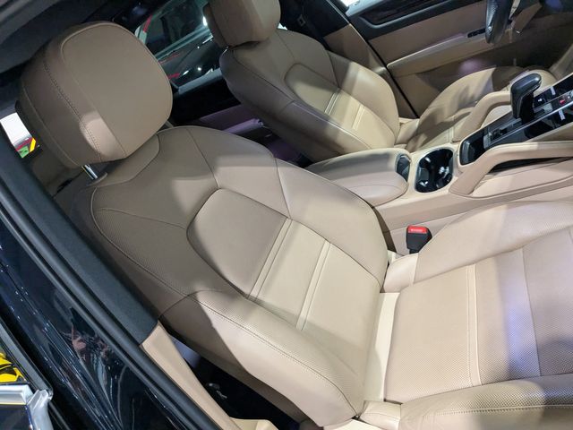 2019 Porsche Cayenne Base | Lake Forest IL | Executive Motor Carz 2019 Porsche Cayenne Base | Lake Forest IL | Executive Motor Carz