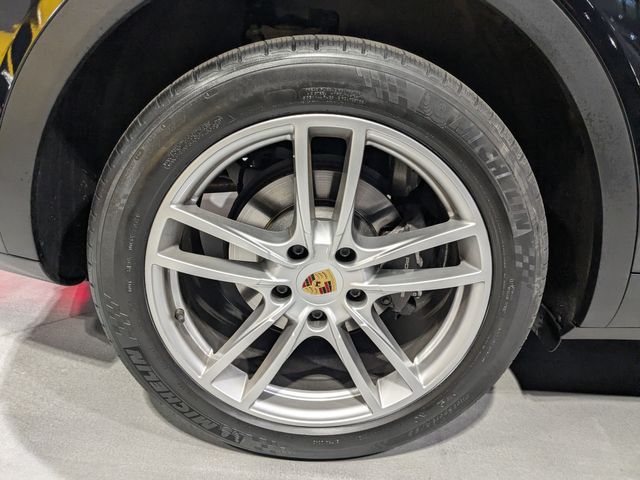 2019 Porsche Cayenne  | Lake Forest IL | Executive Motor Carz