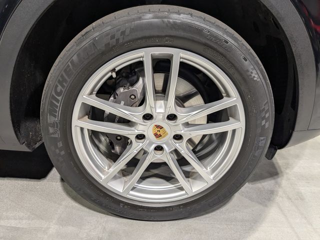 2019 Porsche Cayenne  | Lake Forest IL | Executive Motor Carz