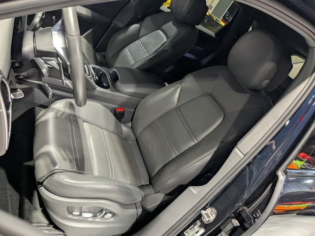 2019 Porsche Cayenne  | Lake Forest IL | Executive Motor Carz