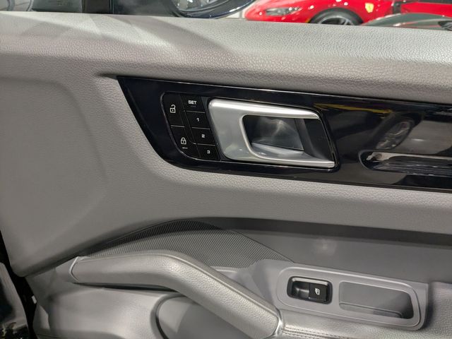 2019 Porsche Cayenne  | Lake Forest IL | Executive Motor Carz