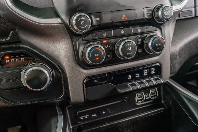 2019 Ram 1500 Big Horn Lone Star SPORT CREW CAB RWD / 5.7L HEMI | Austin, TX | Rocky Mountain Truck Stop Austin 2019 Ram 1500 Big Horn Lone Star SPORT CREW CAB RWD / 5.7L HEMI | Austin, TX | Rocky Mountain Truck Stop Austin