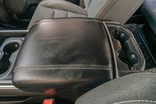 2019 Ram 1500 Big Horn Lone Star Crew Cab 4X4 / 5.7L HEMI V8 | Austin, TX | Rocky Mountain Truck Stop Austin 2019 Ram 1500 Big Horn Lone Star Crew Cab 4X4 / 5.7L HEMI V8 | Austin, TX | Rocky Mountain Truck Stop Austin