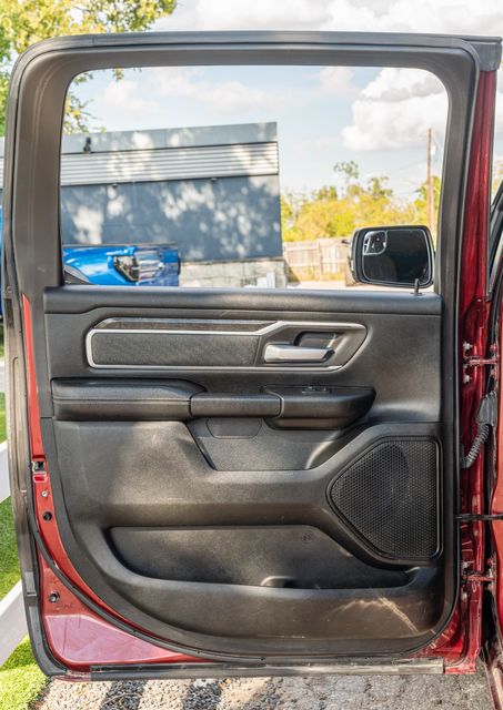 2019 Ram 1500 Big Horn Lone Star Crew Cab 4X4 / 5.7L HEMI V8 | Austin, TX | Rocky Mountain Truck Stop Austin 2019 Ram 1500 Big Horn Lone Star Crew Cab 4X4 / 5.7L HEMI V8 | Austin, TX | Rocky Mountain Truck Stop Austin