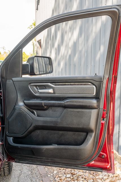 2019 Ram 1500 Big Horn Lone Star Crew Cab 4X4 / 5.7L HEMI V8 | Austin, TX | Rocky Mountain Truck Stop Austin 2019 Ram 1500 Big Horn Lone Star Crew Cab 4X4 / 5.7L HEMI V8 | Austin, TX | Rocky Mountain Truck Stop Austin