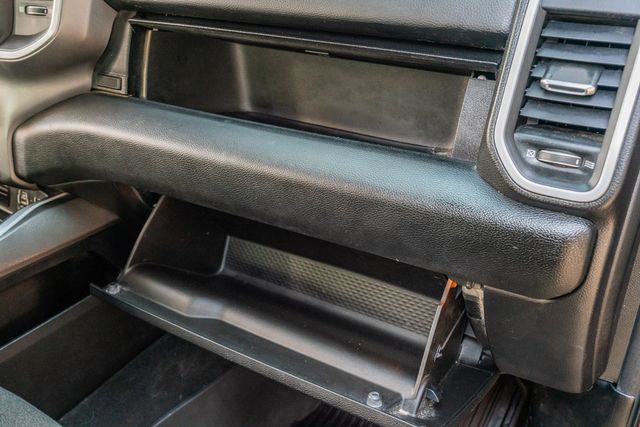 2019 Ram 1500 Big Horn Lone Star Crew Cab 4X4 / 5.7L HEMI V8 | Austin, TX | Rocky Mountain Truck Stop Austin 2019 Ram 1500 Big Horn Lone Star Crew Cab 4X4 / 5.7L HEMI V8 | Austin, TX | Rocky Mountain Truck Stop Austin