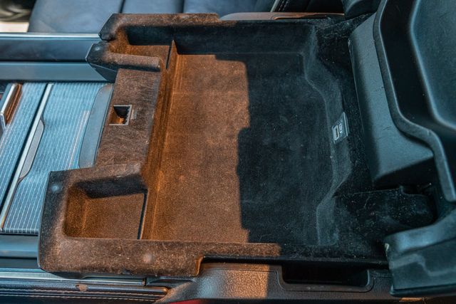 2019 Ram 1500 Limited KENTUCKY DERBY ED 4X4 / LOADED BIG SCREEN | Dallas, TX | Rocky Mountain Truck Stop Dallas 2019 Ram 1500 Limited KENTUCKY DERBY ED 4X4 / LOADED BIG SCREEN | Dallas, TX | Rocky Mountain Truck Stop Dallas