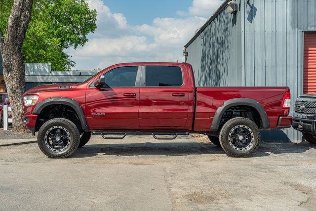 2019 Ram 1500 Big Horn CREW CAB W/ UPGRADES / SUPER LOW MILES | Austin, TX | Rocky Mountain Truck Stop Austin