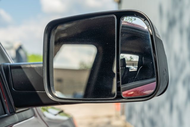 2019 Ram 1500 Big Horn CREW CAB W/ UPGRADES / SUPER LOW MILES | Austin, TX | Rocky Mountain Truck Stop Austin