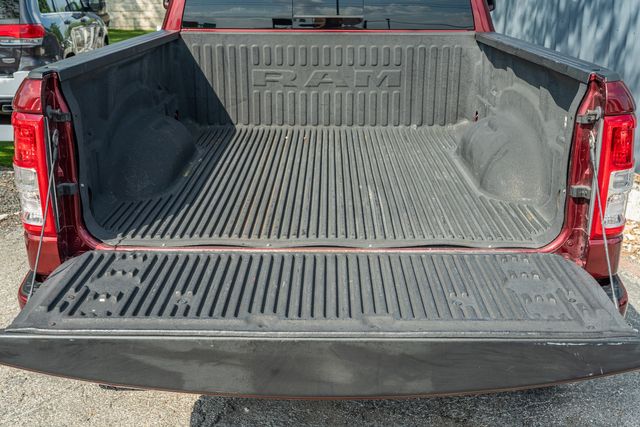 2019 Ram 1500 Big Horn CREW CAB W/ UPGRADES / SUPER LOW MILES | Austin, TX | Rocky Mountain Truck Stop Austin 2019 Ram 1500 Big Horn CREW CAB W/ UPGRADES / SUPER LOW MILES | Austin, TX | Rocky Mountain Truck Stop Austin