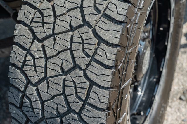 2019 Ram 1500 Big Horn CREW CAB W/ UPGRADES / SUPER LOW MILES | Austin, TX | Rocky Mountain Truck Stop Austin 2019 Ram 1500 Big Horn CREW CAB W/ UPGRADES / SUPER LOW MILES | Austin, TX | Rocky Mountain Truck Stop Austin