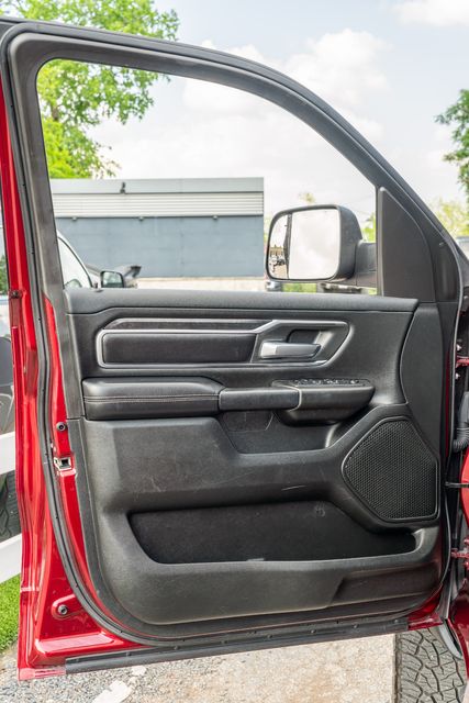 2019 Ram 1500 Big Horn CREW CAB W/ UPGRADES / SUPER LOW MILES | Austin, TX | Rocky Mountain Truck Stop Austin 2019 Ram 1500 Big Horn CREW CAB W/ UPGRADES / SUPER LOW MILES | Austin, TX | Rocky Mountain Truck Stop Austin