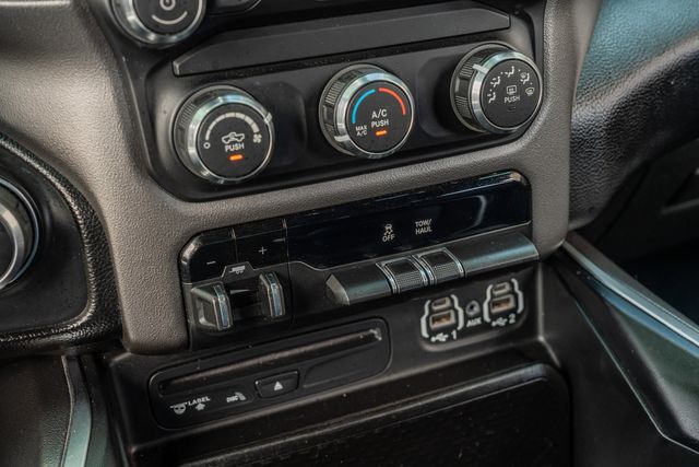 2019 Ram 1500 Big Horn CREW CAB W/ UPGRADES / SUPER LOW MILES | Austin, TX | Rocky Mountain Truck Stop Austin 2019 Ram 1500 Big Horn CREW CAB W/ UPGRADES / SUPER LOW MILES | Austin, TX | Rocky Mountain Truck Stop Austin