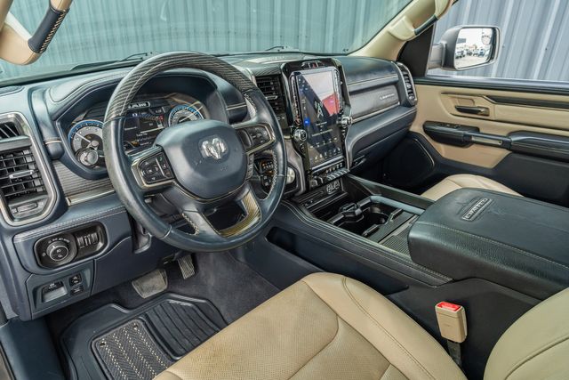 2019 Ram 1500 Limited CREW CAB 4X4 / 5.7 HEMI V8 / TEXAS OWNED | Austin, TX | Rocky Mountain Truck Stop Austin 2019 Ram 1500 Limited CREW CAB 4X4 / 5.7 HEMI V8 / TEXAS OWNED | Austin, TX | Rocky Mountain Truck Stop Austin