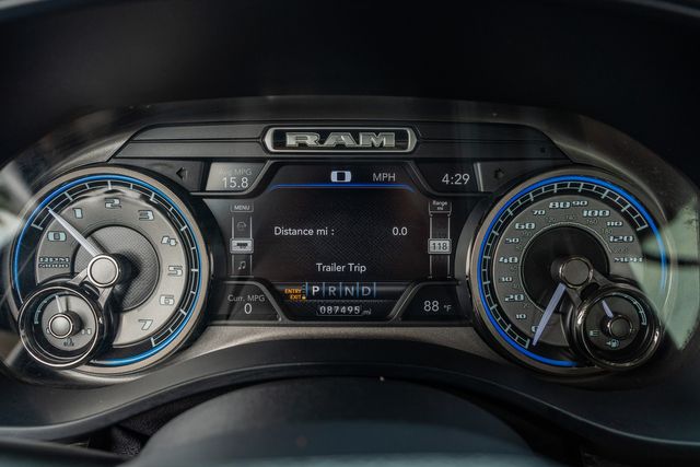 2019 Ram 1500 Limited CREW CAB 4X4 / 5.7 HEMI V8 / TEXAS OWNED | Austin, TX | Rocky Mountain Truck Stop Austin 2019 Ram 1500 Limited CREW CAB 4X4 / 5.7 HEMI V8 / TEXAS OWNED | Austin, TX | Rocky Mountain Truck Stop Austin