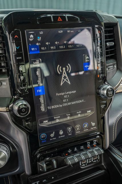 2019 Ram 1500 Limited CREW CAB 4X4 / 5.7 HEMI V8 / TEXAS OWNED | Austin, TX | Rocky Mountain Truck Stop Austin 2019 Ram 1500 Limited CREW CAB 4X4 / 5.7 HEMI V8 / TEXAS OWNED | Austin, TX | Rocky Mountain Truck Stop Austin