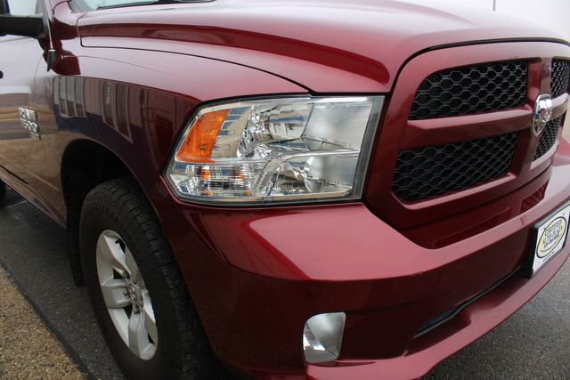 2019 Ram 1500 Classic Express Quadcab 4x4