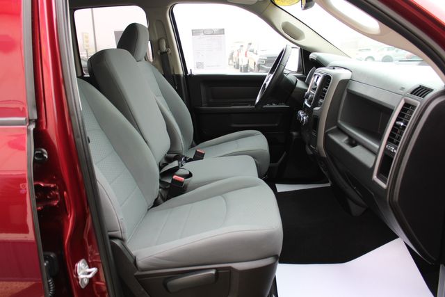 2019 Ram 1500 Classic Express Quadcab 4x4