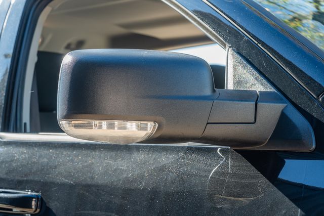 2019 Ram 1500 Classic Warlock CREW CAB 4X2 / CLEAN CARFAX / LUXURY PKG | Austin, TX | Rocky Mountain Truck Stop Austin 2019 Ram 1500 Classic Warlock CREW CAB 4X2 / CLEAN CARFAX / LUXURY PKG | Austin, TX | Rocky Mountain Truck Stop Austin