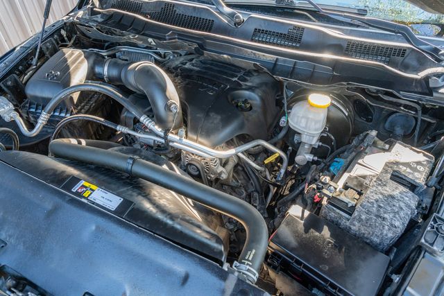 2019 Ram 1500 Classic Warlock CREW CAB 4X2 / CLEAN CARFAX / LUXURY PKG | Austin, TX | Rocky Mountain Truck Stop Austin 2019 Ram 1500 Classic Warlock CREW CAB 4X2 / CLEAN CARFAX / LUXURY PKG | Austin, TX | Rocky Mountain Truck Stop Austin